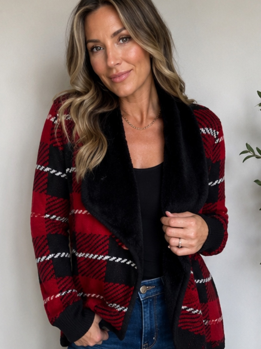 Adrienne Vittadini Plaid Faux Fur Collar Cardigan Small NWT Red Black Christmas